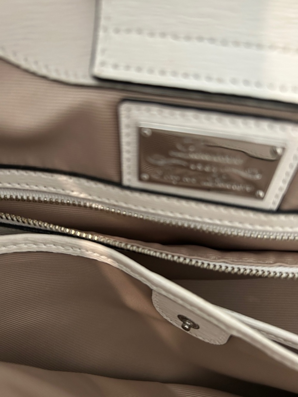Bag - Picture 3 of 5